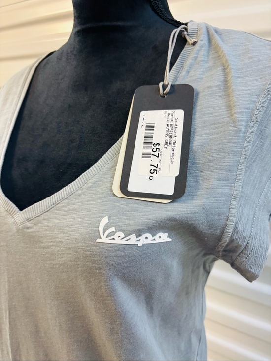 Vespa Women's V-Neck Short Sleeve Tee in Light Gray long T NWT
